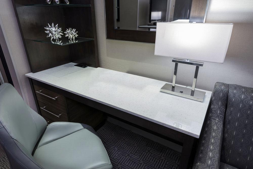 Towneplace Suites By Marriott Boston Logan Airport/Chelsea Eksteriør billede