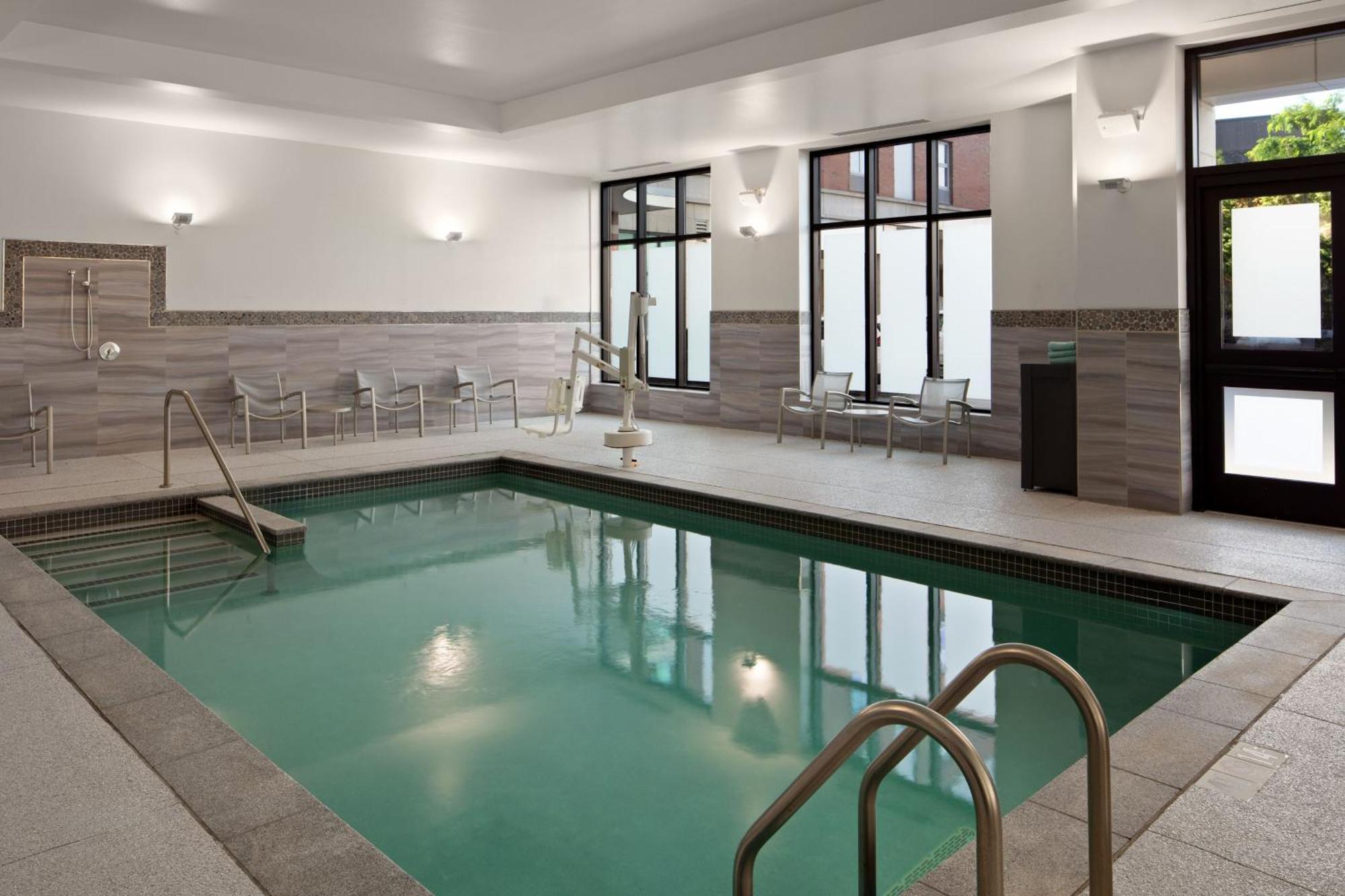 Towneplace Suites By Marriott Boston Logan Airport/Chelsea Eksteriør billede